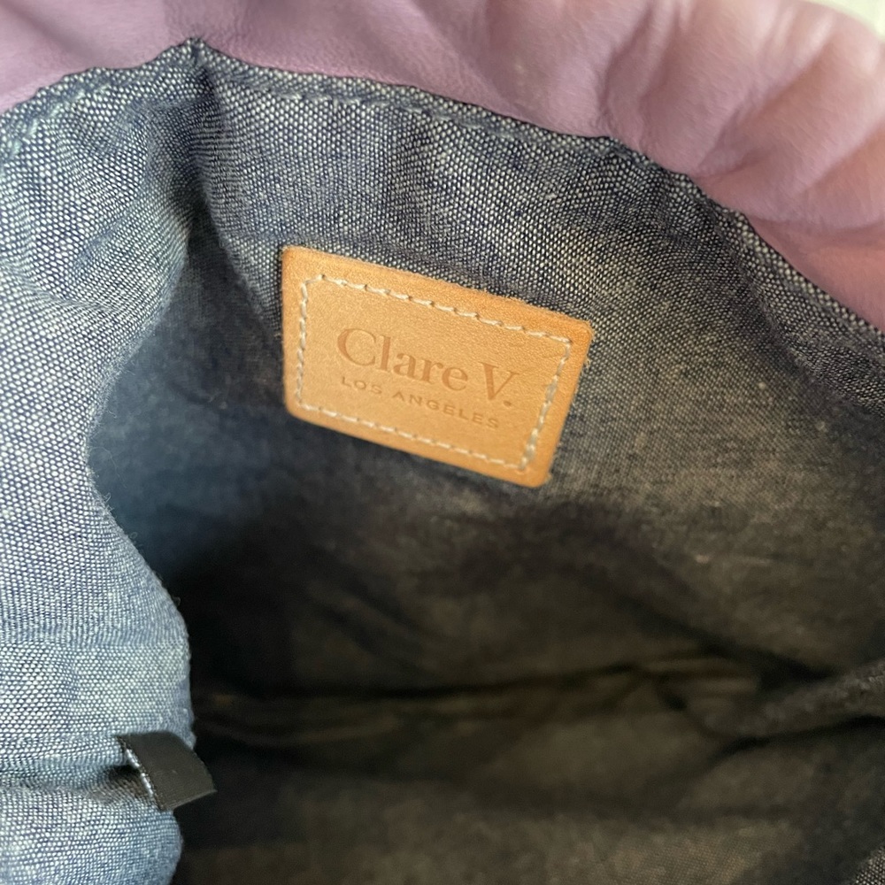 LAVENDER NAPPA DRAWSTRING POUCH BY CLARE V. - Picture 5 of 5